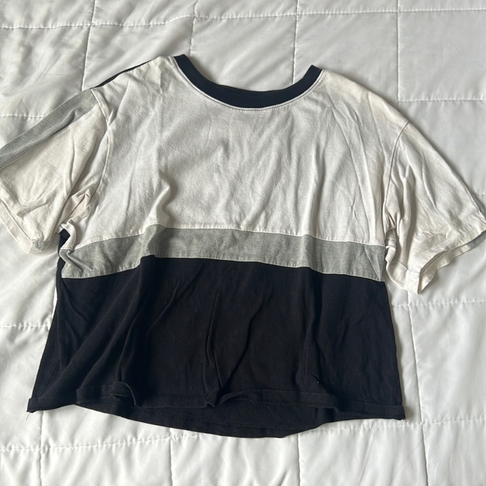 cropped shirt